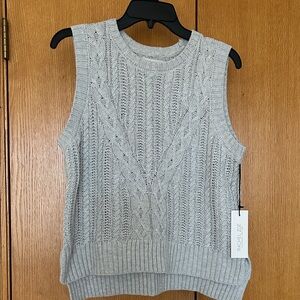 Rachel Zoe light gray knitted vest.  Size M.  NWT.